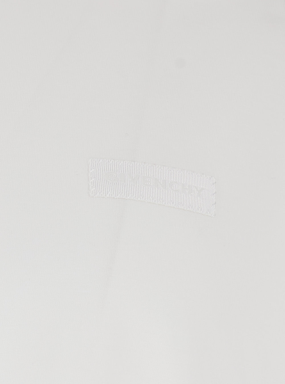 Givenchy Men White Crew Neck T-Shirt With Logo Patch On The Front In Cotton For Men