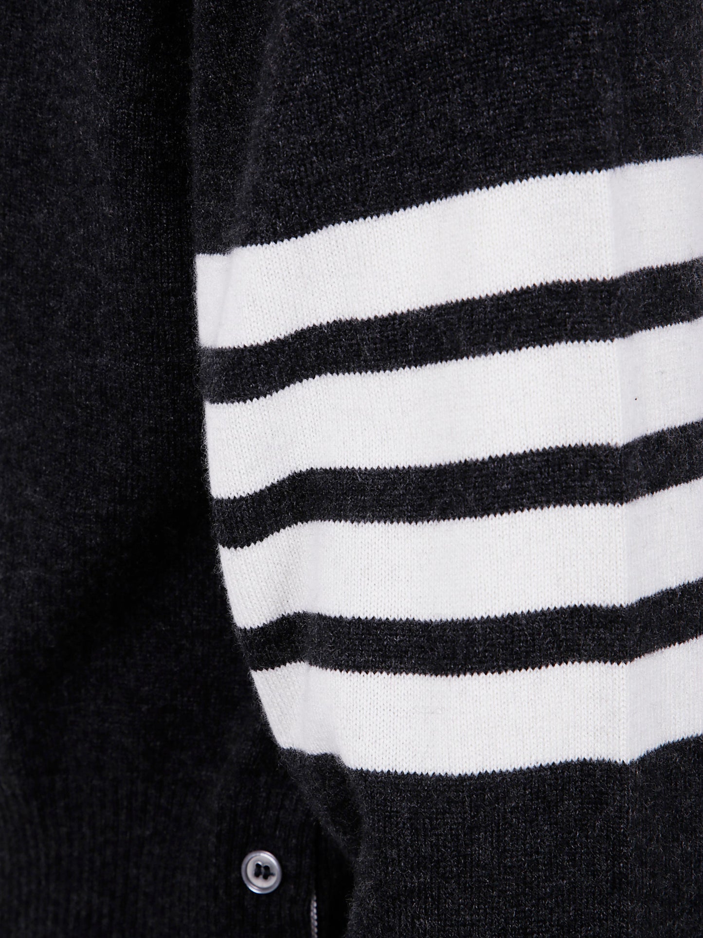 Thom Browne Men Classic Crewneck Short Pullover With White 4 Bar Stripe In Cashmere