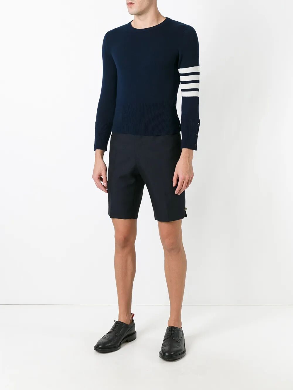 Thom Browne Men Classic Crewneck Short Pullover With White 4 Bar Stripe In Cashmere