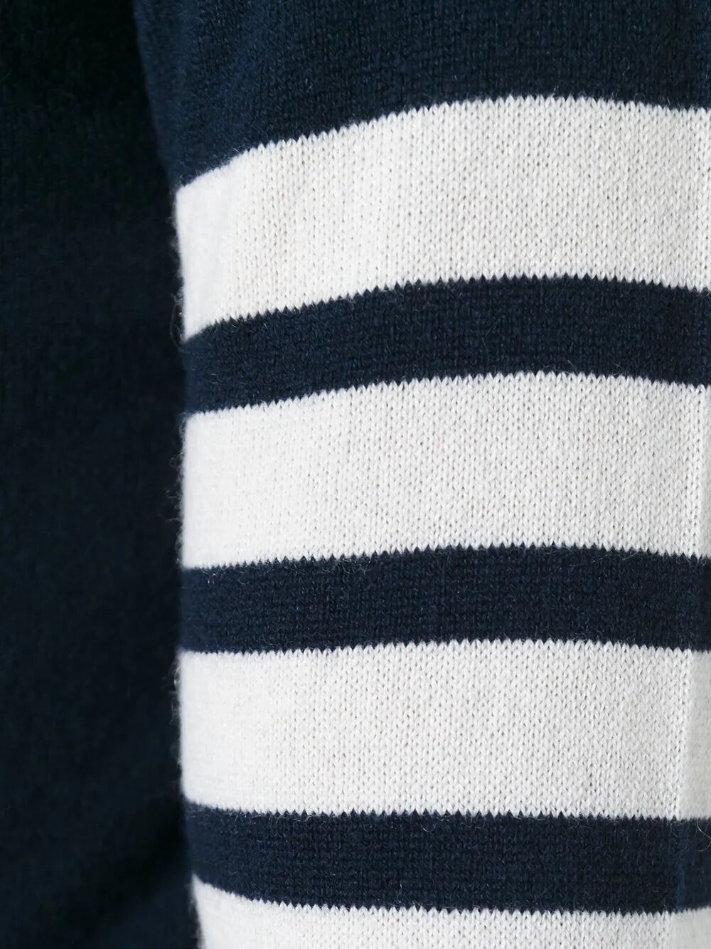Thom Browne Men Classic Crewneck Short Pullover With White 4 Bar Stripe In Cashmere