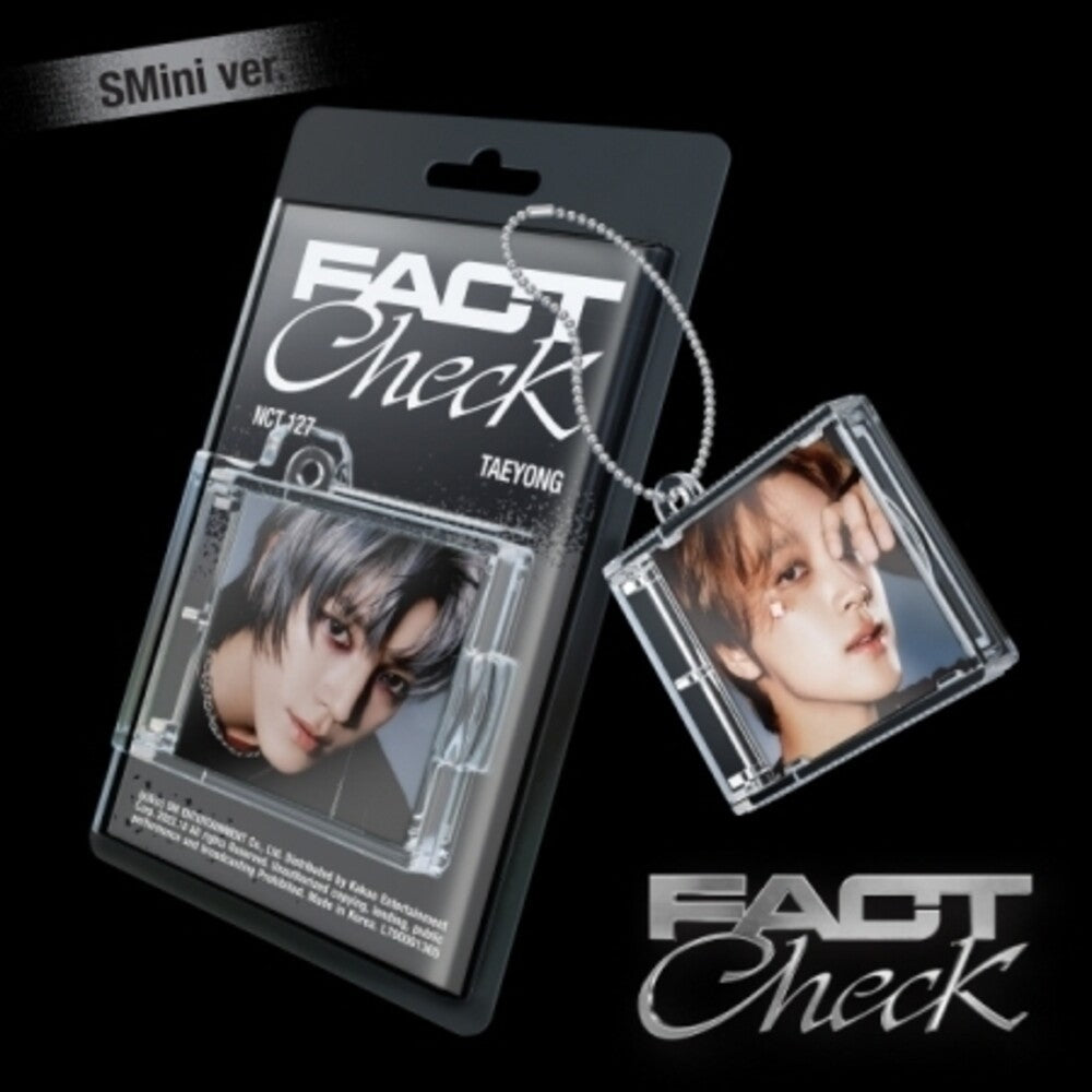 NCT 127 - Fact Checkin - Smini - Random Cover - incl. Keyring Ballchain + Photocard [CD]