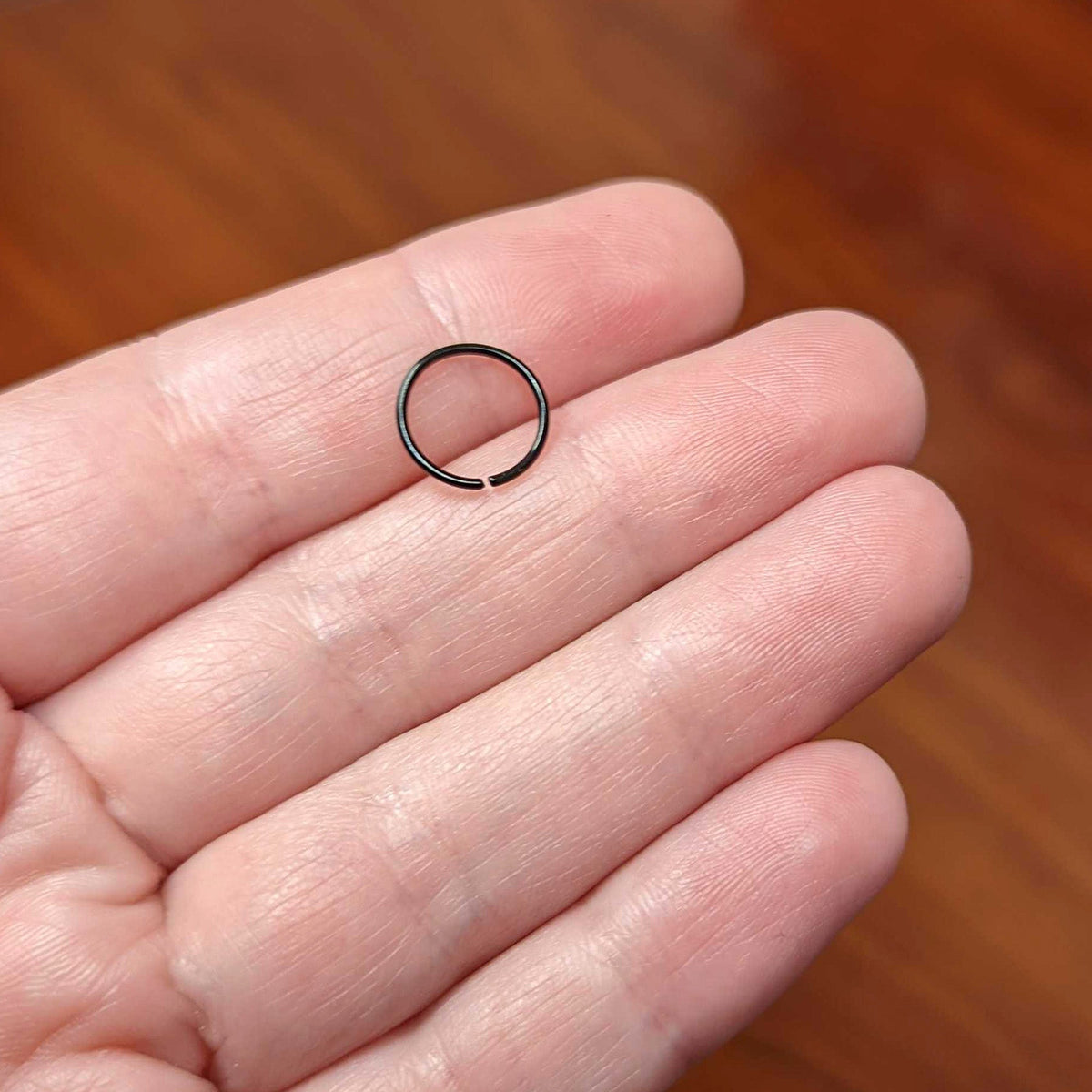 20G 9mm Black PVD Grade 23 Titanium Bendable Hoop Ring