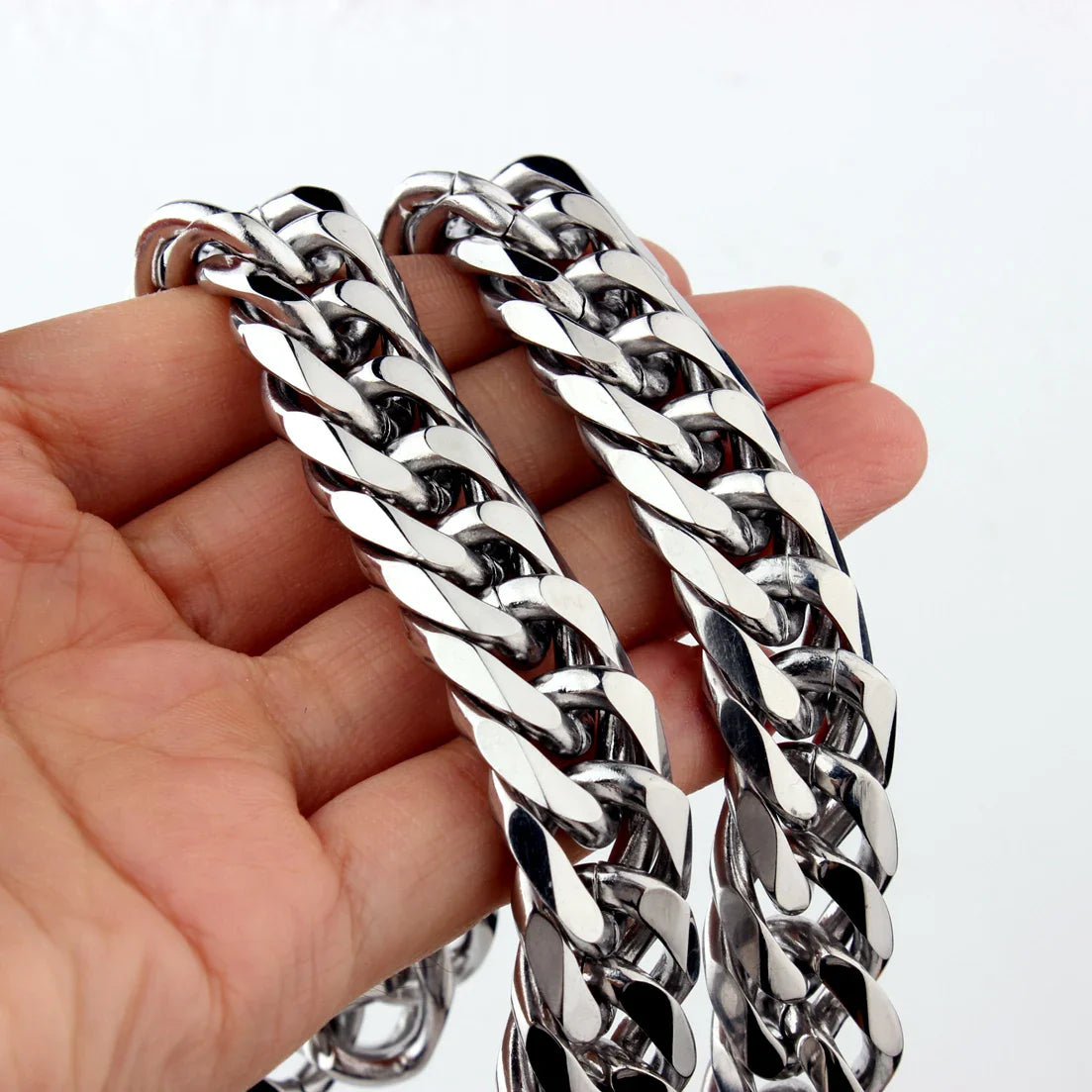 chunky silver necklace
