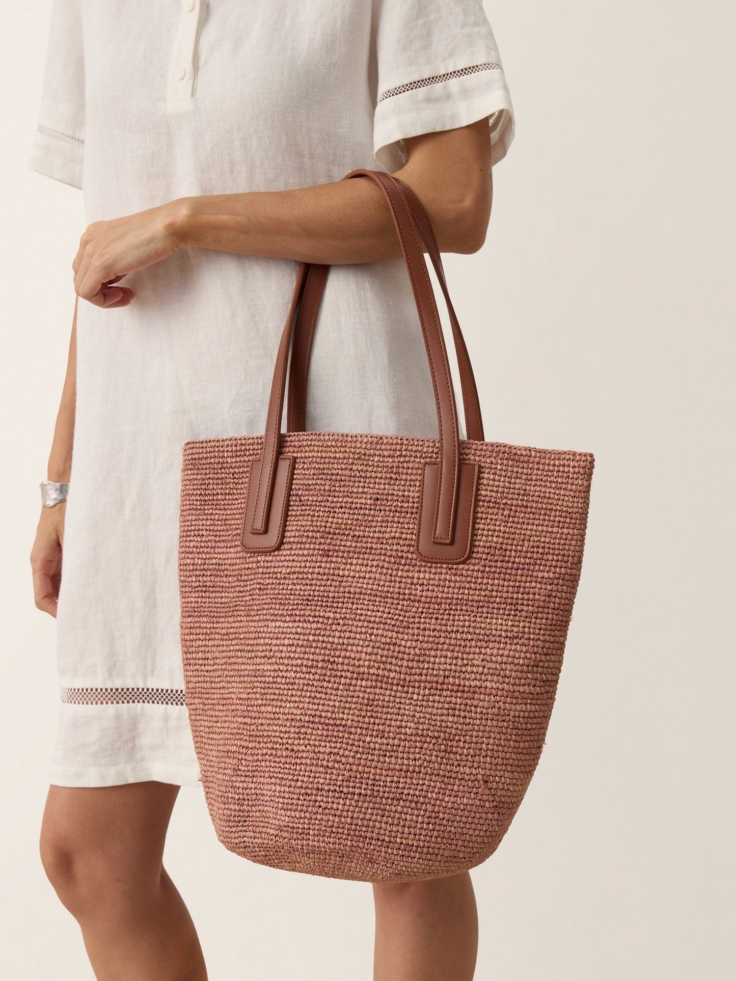 Handwoven Raffia Medium Tote Bag With Leather Handles
