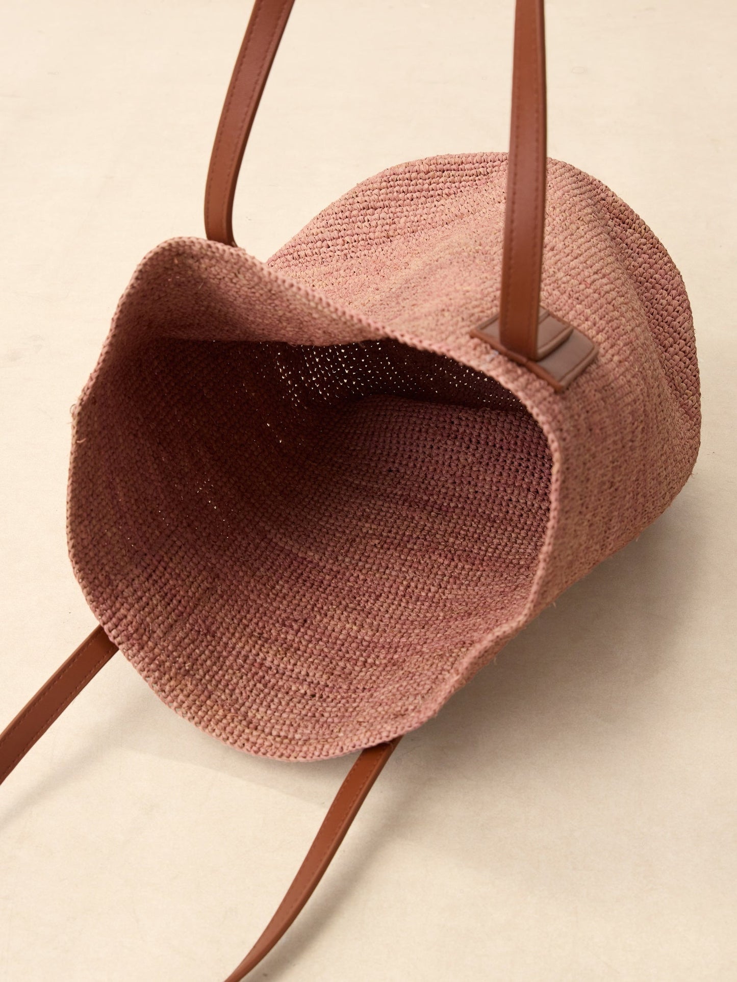 Handwoven Raffia Medium Tote Bag With Leather Handles