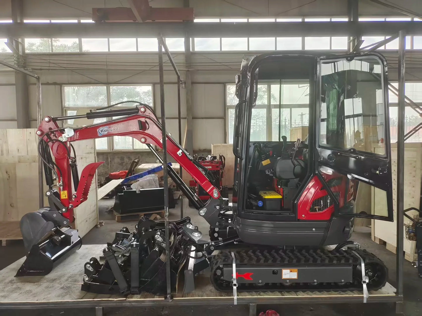 Mini Excavator 2 ton 2.5 ton Free Shipping CE Mini Bagger Mini Digger Kubota Engine Customized Crawler Farm Excavators Garden