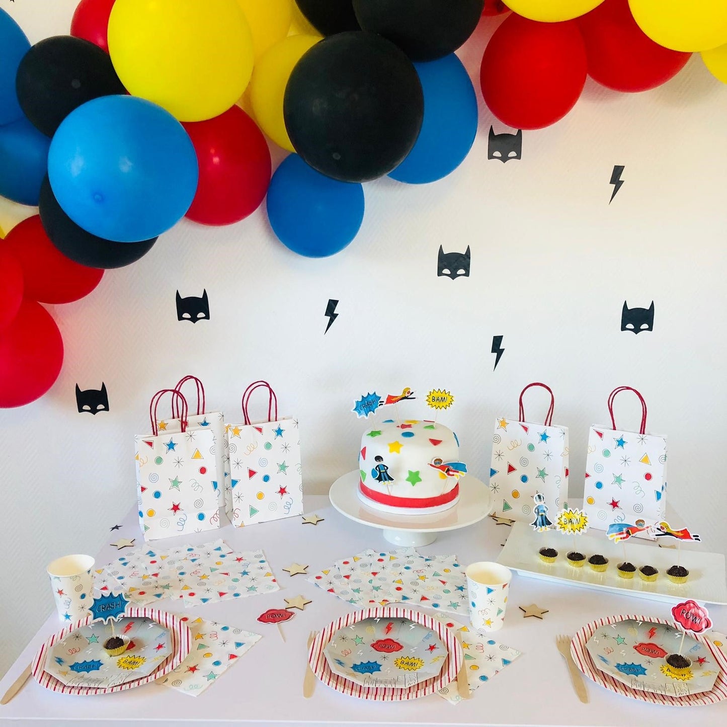 Happy Colors Party Bags (Set of 8)