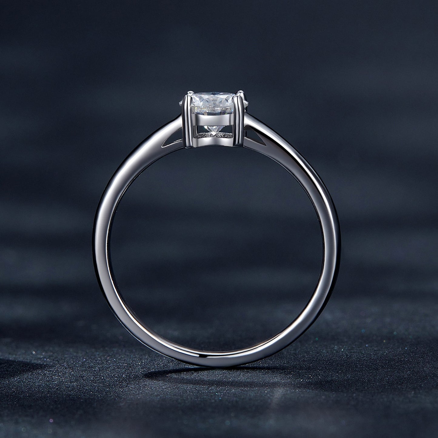 925 Sterling Silver Moissanite Ring 0.6 Carat Size 6 for Women