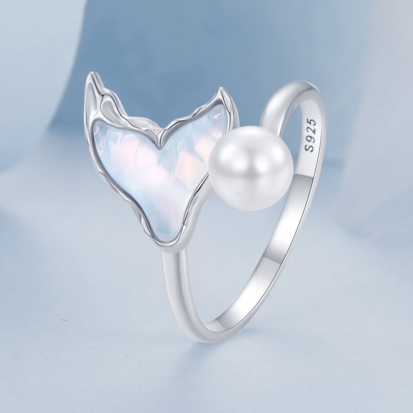 925 Sterling Silver Ring with Shell Pearl and Transparent Glass