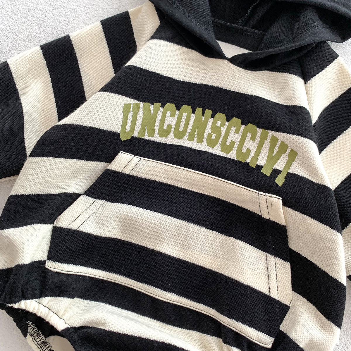 Autumn Arrival Baby Unisex Long Sleeves Striped and Letters Pattern